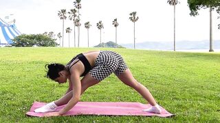 Get Flexible with This Outsidde Stretching Routine