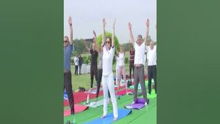 International Yoga Day On June 21 | BJP MP Meenakshi Lekhi Doing Yoga At Lotus Temple | #shorts