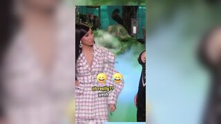 Ellen's Hilarious Twerk Lesson with Cardi B | Unexpected Dance Moves and Nonstop Laughter!