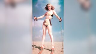 Marilyn bikinis 1940´s