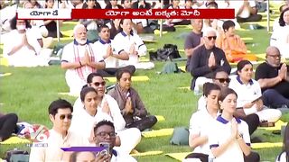 PM Modi Participates In International Yoga Day Celebrations At New York | V6 News