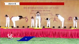 PM Modi Participates In International Yoga Day Celebrations At New York | V6 News