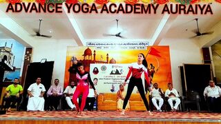 Artistic Yogasana Pair @dr.vishalyogi4709 #trending #viral #yoga #yogalife #life #happiness #om