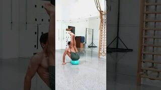 V-sit Workout using FitBall #vsit #yogaball #lsit #abs #workout #calisthenics #yoga #viral #shorts