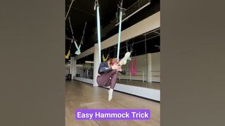 Easy Hammock Trick ???? #aerialyoga #hammocks #flexibility #stretching