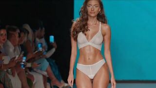 THE CURVE COLLECTION - Model Best Bikini Looks