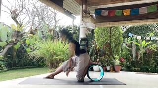 Wheel Yoga | Self Practice | Exploring my upper back and shoulders