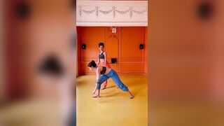 YOGA DANZA