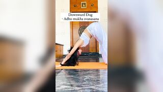 Cure your back pain with these simple asanas! #fitness #flexible #yogapractice #youtubeshorts #yoga