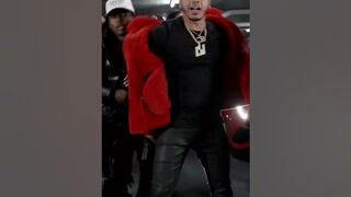 First Rapper Who Twerk In His Own Music Video #funny #cj #meme