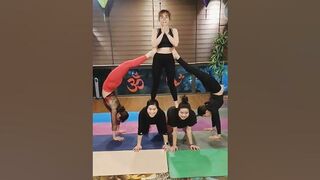 group yoga/ flexibility advance// body opening yoga//#shorts #trend #viral #yogareel #yogamotivation