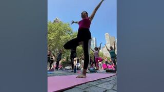 YOGA MASHG’ULOTLARINI BOSHLADIM #Aisha #vlog #yoga #yogalife #nyc #shanti #omshanti #uzbechka #sport