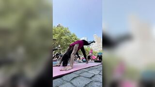 YOGA MASHG’ULOTLARINI BOSHLADIM #Aisha #vlog #yoga #yogalife #nyc #shanti #omshanti #uzbechka #sport