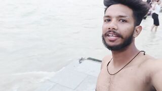 Rishikesh - City of Yoga | Parmarth Niketan | Honeymoon Vlog | Back to DL |