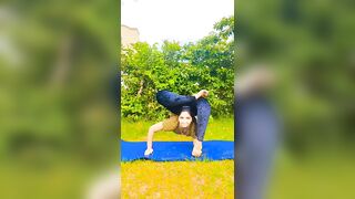 #fitness #trending #yoga #yogapractice #trend #viral