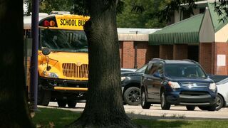 Louisville officials sign resolution asking employers to be flexible with new JCPS start times