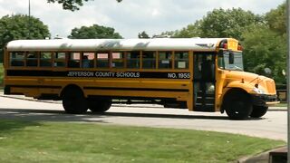 Louisville officials sign resolution asking employers to be flexible with new JCPS start times