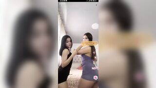 kadın azgın kadın Ateşli Sevişme twerk girl Kissing Prank Sexy Öpüşmek professional girl big twerk