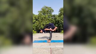 #yoga #yogafitness #viral #yogaexercise #yogaworkout #yogafit #fitnessmotivation #yogapractice