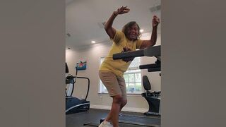 #shorts || Treadmill Dancing Warmup Awakening #stretching #breathing #fitness #dance #viral #balance