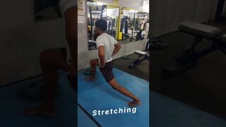 stretching exercises stretching kaise karen #gym #stretching #fitness #shout #status #youtuber