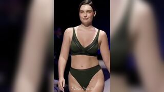 SLOMO - LIGHTING COLORS Lingerie Show Pt1 – Salon International De La Lingerie 2023 – Paris Lingerie