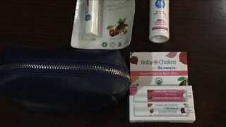 Moms co product review | *Try on haul * | Lip balm | Handcream | Pouch #momsco #tryon #haul #review