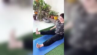 Yoga sequence for complete beginners #shorts #yoga #viral