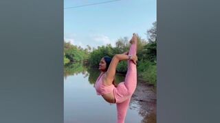 Natrajasana Standing advanced yoga pose | #yogaurmi #yoga #yogapose #yogawithurmipandya