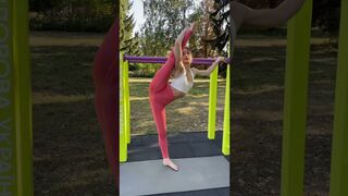 SPLITS & OVERSPLITS. CONTORTION WORKOUT. GYMNASTICS FLEX. YOGA. STRETCHING ROUTINE. FITNESS STRETCH