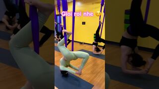 Hoc vien đáng yêu chua moi nguoi ????/yoga bay/aerial yoga workout #shorts #aerial#aerialyoga #dangyeu