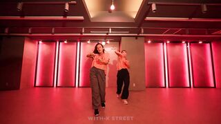 MIYEON & YUQI - How To Twerk / KaKo K-POP CLASS