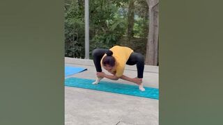 #trending #youtubeshorts #yoga #youtube #fitness #yogaworkout #shortvideo