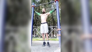 Whole-body #stretching on high bar poles / #freestyleworkout and calistenics by #m40r