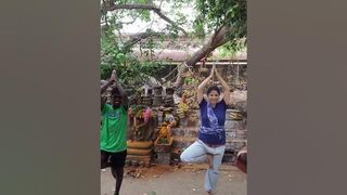 Be local Think Global ! Yoga with local #Tambis ..????????..#yoga #trending #travel #ytshorts