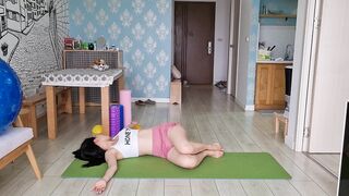 Home Yoga Routine: Dynamic Stretches and Twists for Lower Back Tension